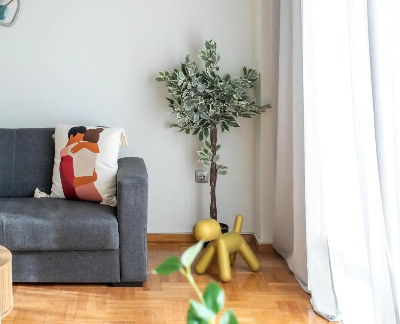 Houseloft Cityscape Bliss Selanik